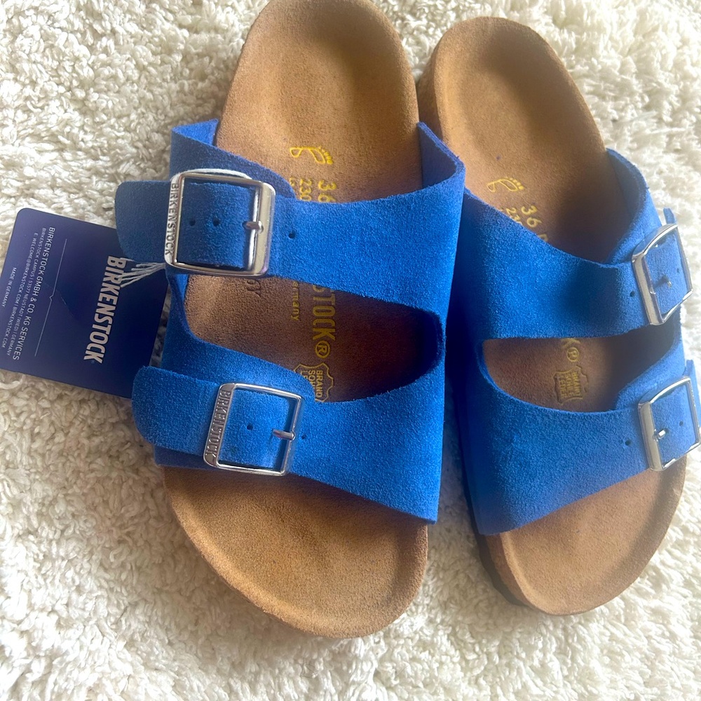 Blue women brokensfovk US 5.5-6
